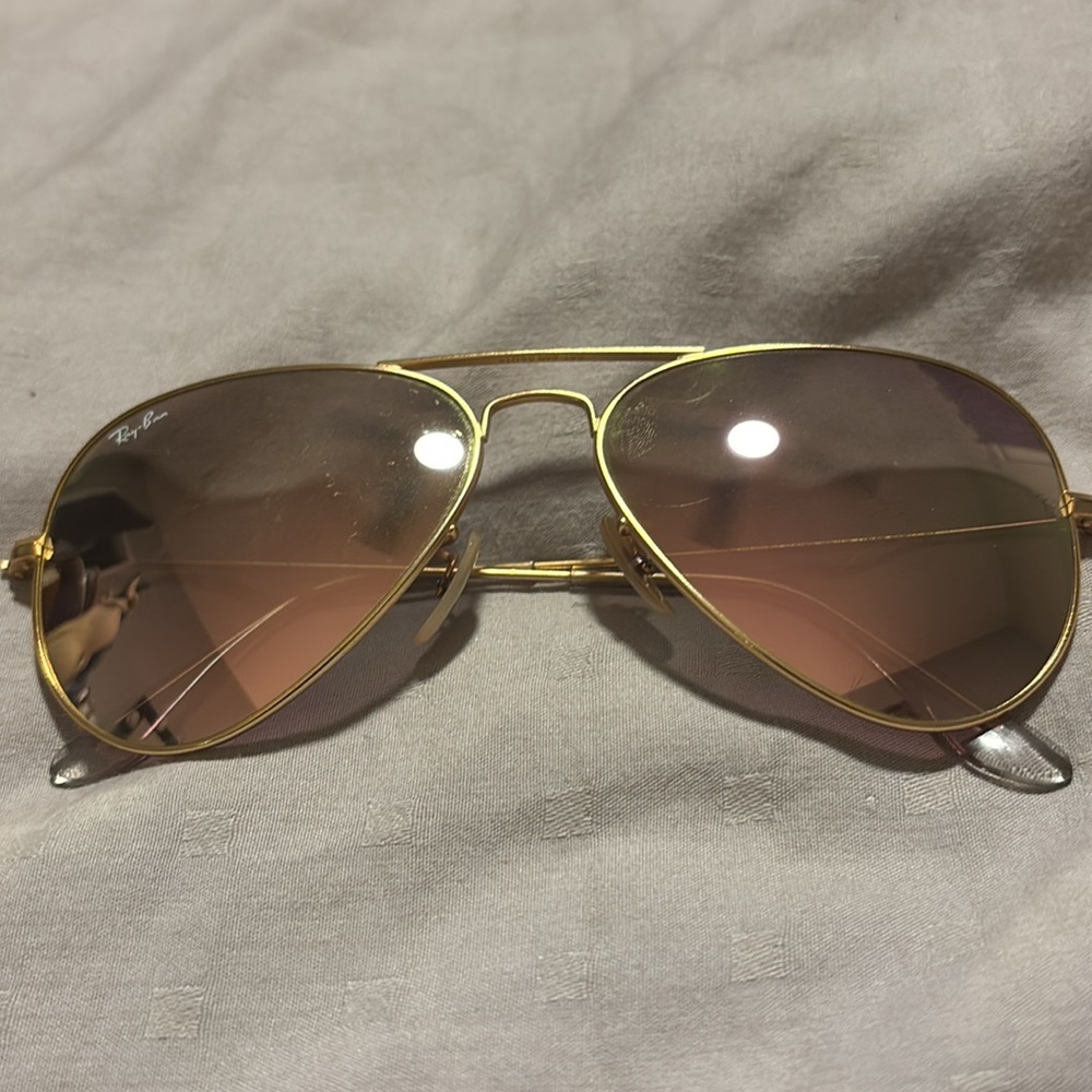 Ray-Ban Gold Frame Aviator Sunglasses